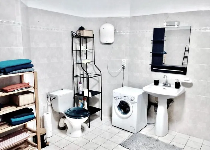 Appartement Grand Et Bel Classé 3 étoiles Lavelanet